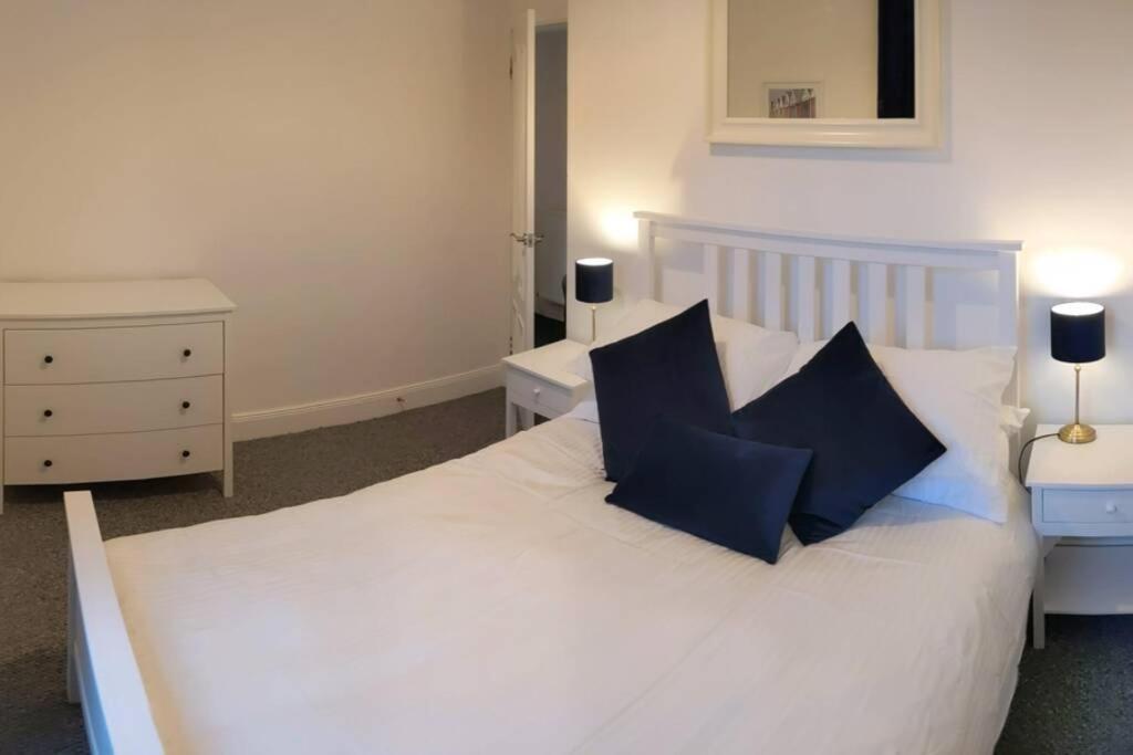 Glenfinnan - Two Bedroom Apartment Dunfermline Exteriér fotografie